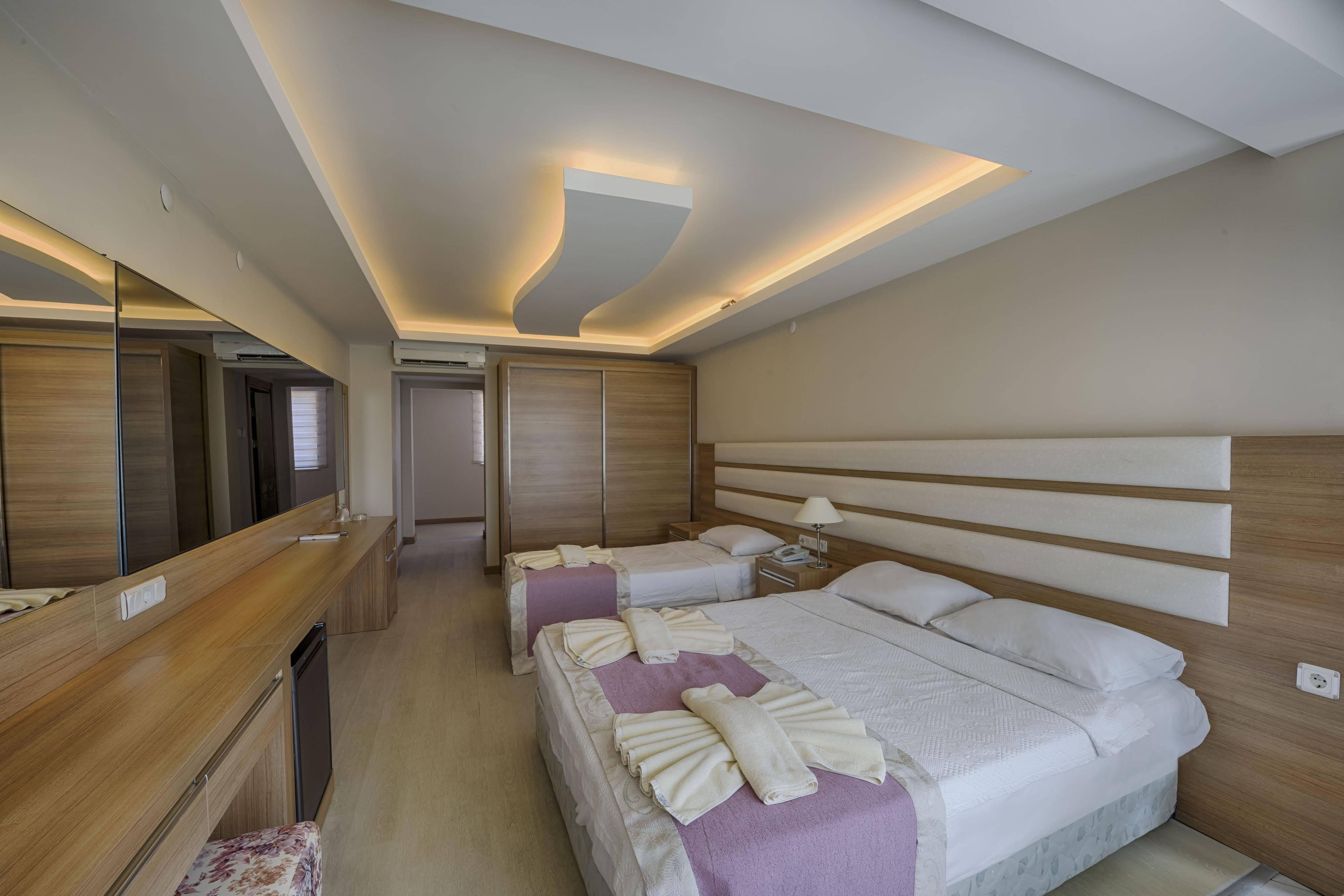 Ra Resort Otel Küçükkuyu Extérieur photo